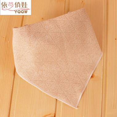 夏款天然有機(jī)棉彩棉網(wǎng)眼布透氣按扣包邊嬰兒三角巾寶寶口水巾圍巾