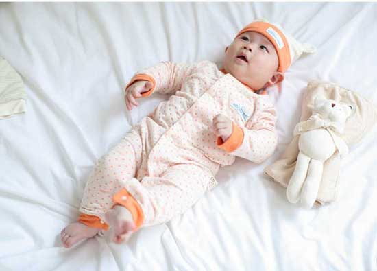  �Ѷ���ؐ��ñ��ɫ�B�w��