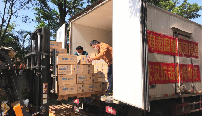 �������Є� ��ٛ100�fԪ�̷��YԮ����һ���t(y��)�o�ˆT