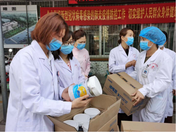 ���F�����L�� ����Ӳ�˾�ٛ1700�fԪ�ߺ������F�����̷۹�������